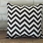 The Caylee - 18 X 18 Pillow Cover - Zig Zag In..
